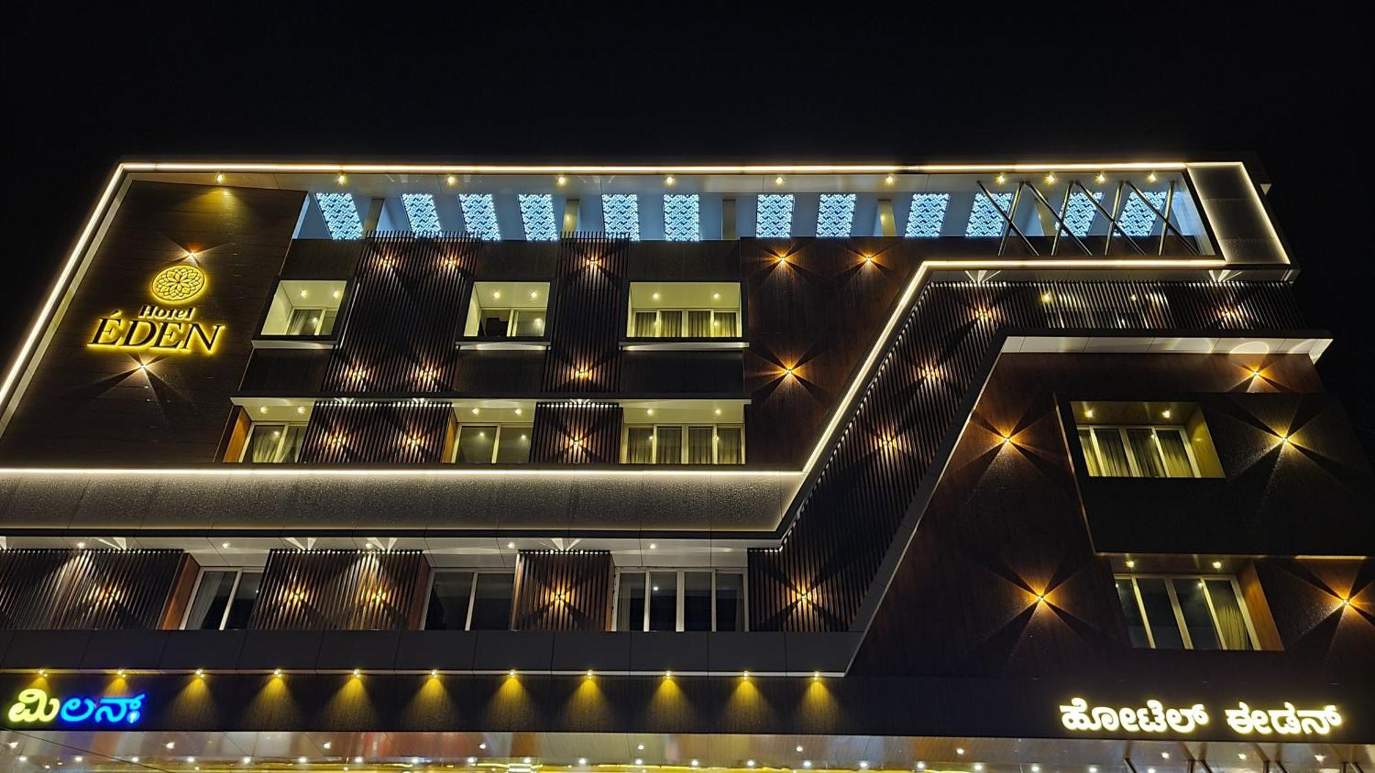 Hotel Eden Karwar Exterior photo